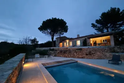 Image de Magnifique villa de luxe entièrement rénovée (meublé 5 étoiles); Vue imprenable