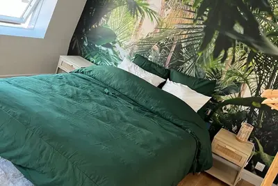 Image de Mélange d'Ambiance Hollywood-Japon-Jungle en un