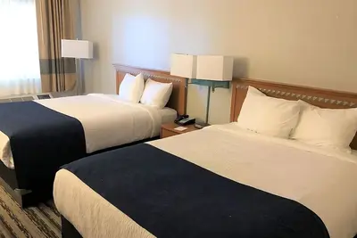 Image de Pet-Friendly Property Minutes to Window Rock! W/ Pool & Hot Tub, Free Breakfast!