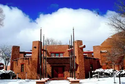 Image de Your Gateway to Canyon de Chelly National Monument! Comes with Free Parking!