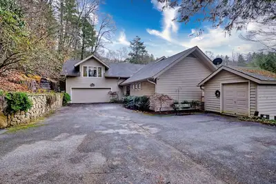 Image de Perlis - Vacation Home in Highlands Falls Country Club