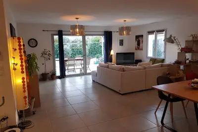 Image de Villa neuve dans un village du Luberon, à proximité de Gordes