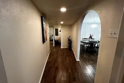 Image de Cozy 3 bedrooms, 6 beds House