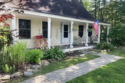 Image de Welcome to Kennebunk! Walk to town, bike to beaches, kid friendly!