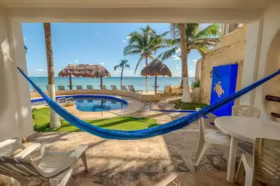 Ocean Front! 2 bed/2 bath*Ground Floor* a/c* Maid!