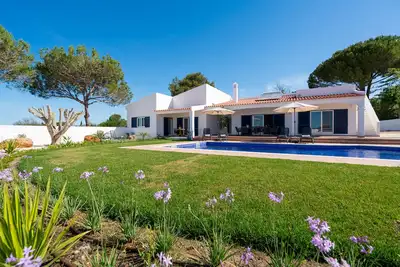 Image de Royale en Luxe Familie Villa in de Groene Heuvels Colinas Verdes bij Lagos