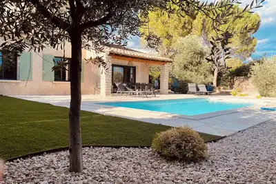 Image de Belle villa rénovée avec piscine au pied du Mont Ventoux - Proche de Marseille