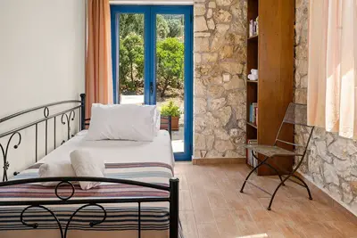 Image de 5 bedroom Stone Villa in Trapezaki