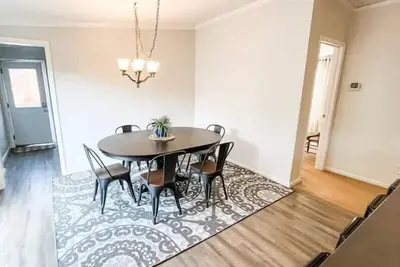 Image de Wooded 3-bedroom cottage near Psu and State Parks