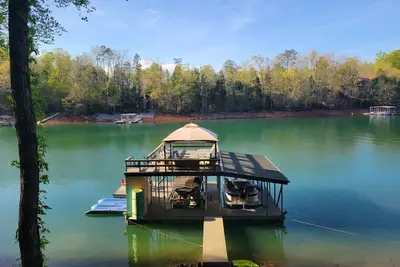 Image de Dock Life at beautiful Norris Lake! ! !