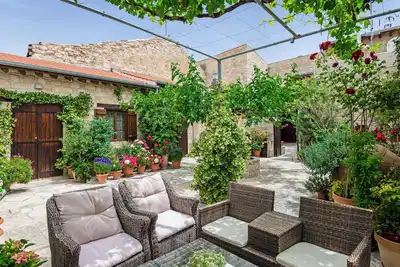 Image de Sanders Arsorama Cozy 1 Bdr Apt avec patio partagé