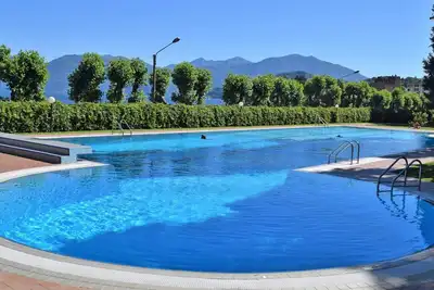 Image de Joli appartement pour 5 personnes avec piscine, Wifi, Tv et balcon