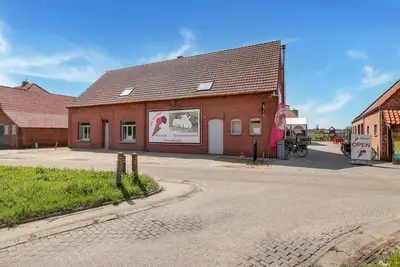 Image de Cottage dans une ferme ovine avec gelateria
