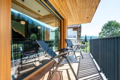 Image de Chalet \"Dolomites Villa Anita\" avec vue sur les montagnes, terrasse privée et Wi-Fi