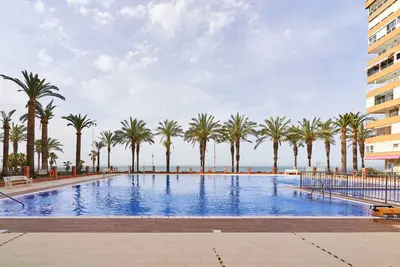 Image de Studio \"Fetén Algarrobo Costa\" avec vue sur la mer, piscine privée et Wi-Fi
