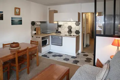 Image de Jolie studio pieds de pistes sur la place centrale