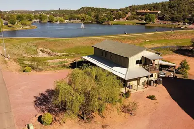 Image de 2-bedroom/2 Bath vacation Rental at Green Valley Park, Beautiful Views of lake