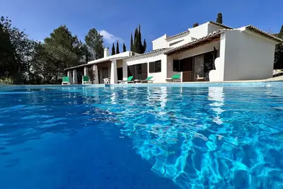 Image de PORTIMÃO Bellevue Villa With Pool by Homing