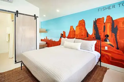 Image de Downtown - Newly Remodeled Stylish Studio #2
