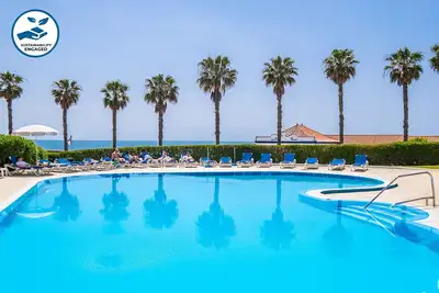 Fantastic Apartment And Location W/ Swimming Pool, A/C And Wi-Fi