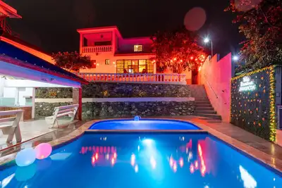 Image de Villa Downtown Jarabacoa! , Disfruta del lujo y la comodidad