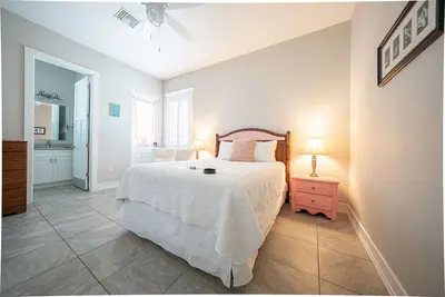 Image de Key West Style Apartment - with pool/hot-tub