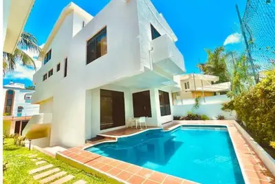 Image de Beautiful Big House on a great strategic location