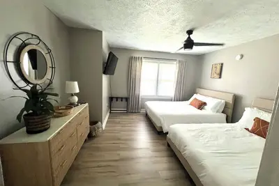 Image de The Coastal Midpoint-A Short Drive to Nc Shores