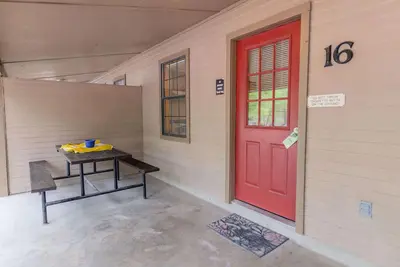 Image de Frio Country Resort - Within walking distance to the Frio River!