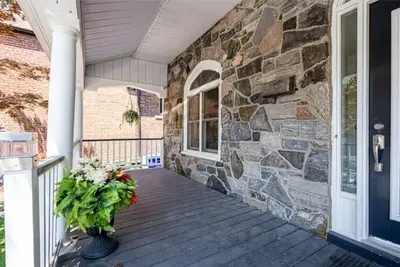 Image de An afforable and modern, pet friendly apartment close to the beach