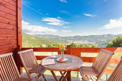 Hotel Gacka - Luxury two bedroom cottage with balcony