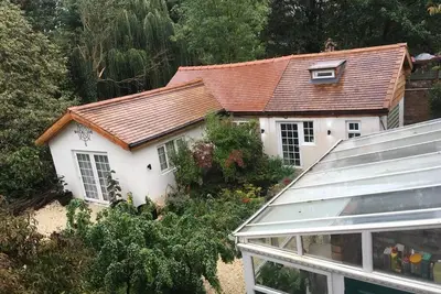 Image de House - Sleeps 2, pet friendly & free parking