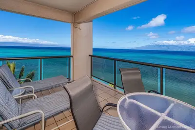 Image de Steps To The Beach! ! 2 Bdrm Oceanfront Condo West Maui. New Ac In Every Room.
