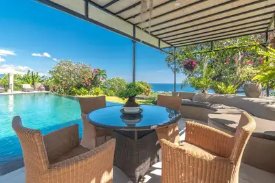 Image de Apartment With Sea & Rice Field View