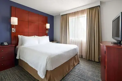 Image de Nautical Adventure Awaits in Annapolis Suites! Pets Allowed Here! Free Breakfast