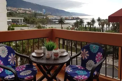 Appartement de vacances 'Con Vista Al Mar' avec vue sur la mer, piscine partagée et balcon