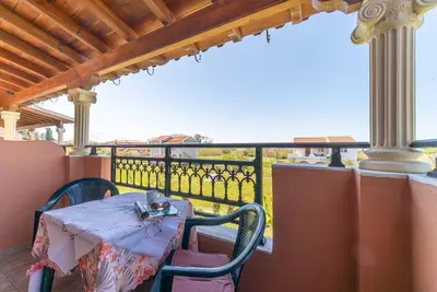 Image de Appartement 'Giannis 9' avec jardin partagé, Wi-Fi et climatisation