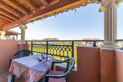 Image de Appartement 'Giannis 8' avec jardin partagé, Wi-Fi et climatisation
