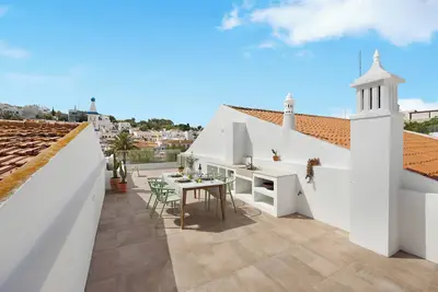 Maison de vacances 'Casa Helena' avec terrasse privée, Wi-Fi et climatisation