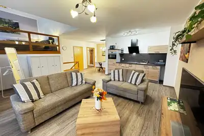 Image de Comfortable 72m² loft apartment near the bathing gardens and sauna complex.