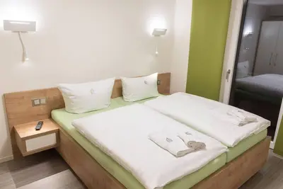 Image de Ferienhaus Prestige, 3 Schlafr. , Wohnr. /küchenz. , Du/wc - Kauperhof