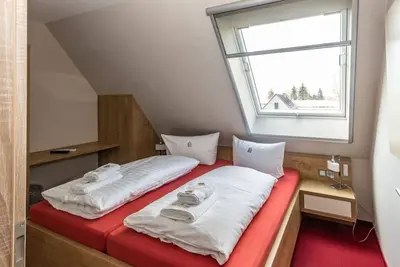 Image de Vacation home superior, 3 bedrooms, living room/kitchenette, shower/Wc - Kauperhof