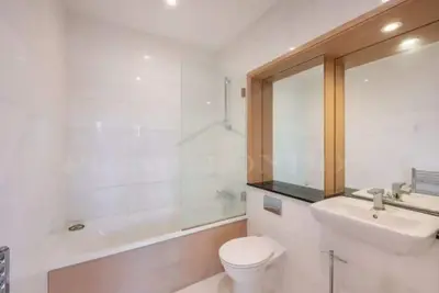 Image de Still Life Euston Deluxe