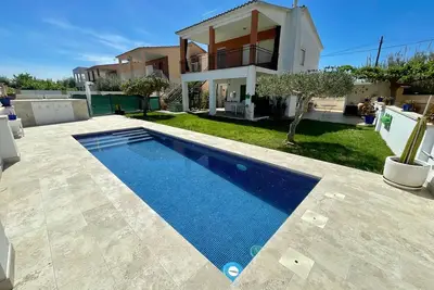 Image de Aeroclub Rental Holidays Vacation Villa Ref 002