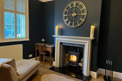 Image de Three Bed House- Private outdoor hot tub. Close to new forest and beach.