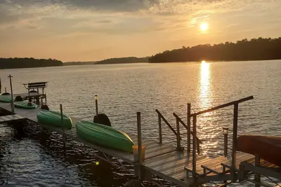 Image de Pocket Lake Large Family Home