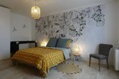 Image de Gîte Rénové avec Jardin Clos et Terrasse - Idéal Familles/Amis, Eure-et-Loir, Proche Nogent le Rotrou