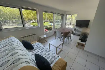 Image de Appartement 2 chambres au cœur du port, parking et piscine