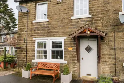 Image de Cherry Tree Cottage, pet friendly, with a garden in Harden