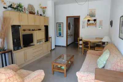 Image de Appartement Rdc à 250m de la plage, 2 chambres, terrasse, parking commun - Torredembarra